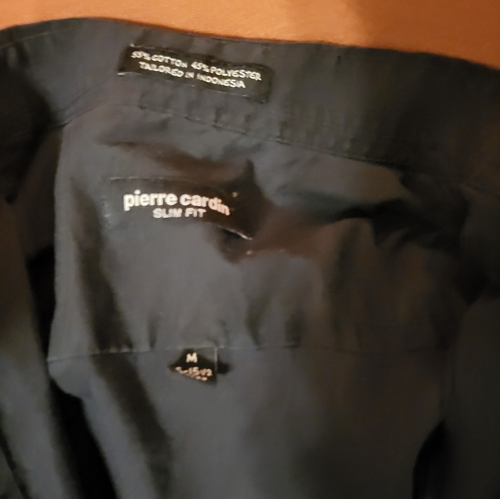 Mens button down - Picture 2 of 2